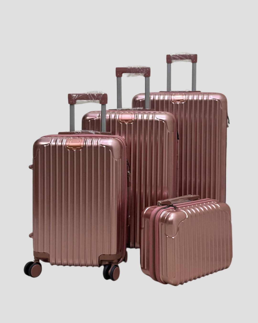 شنط 4 قطع دبل سحاب شبيه الالمونيوم